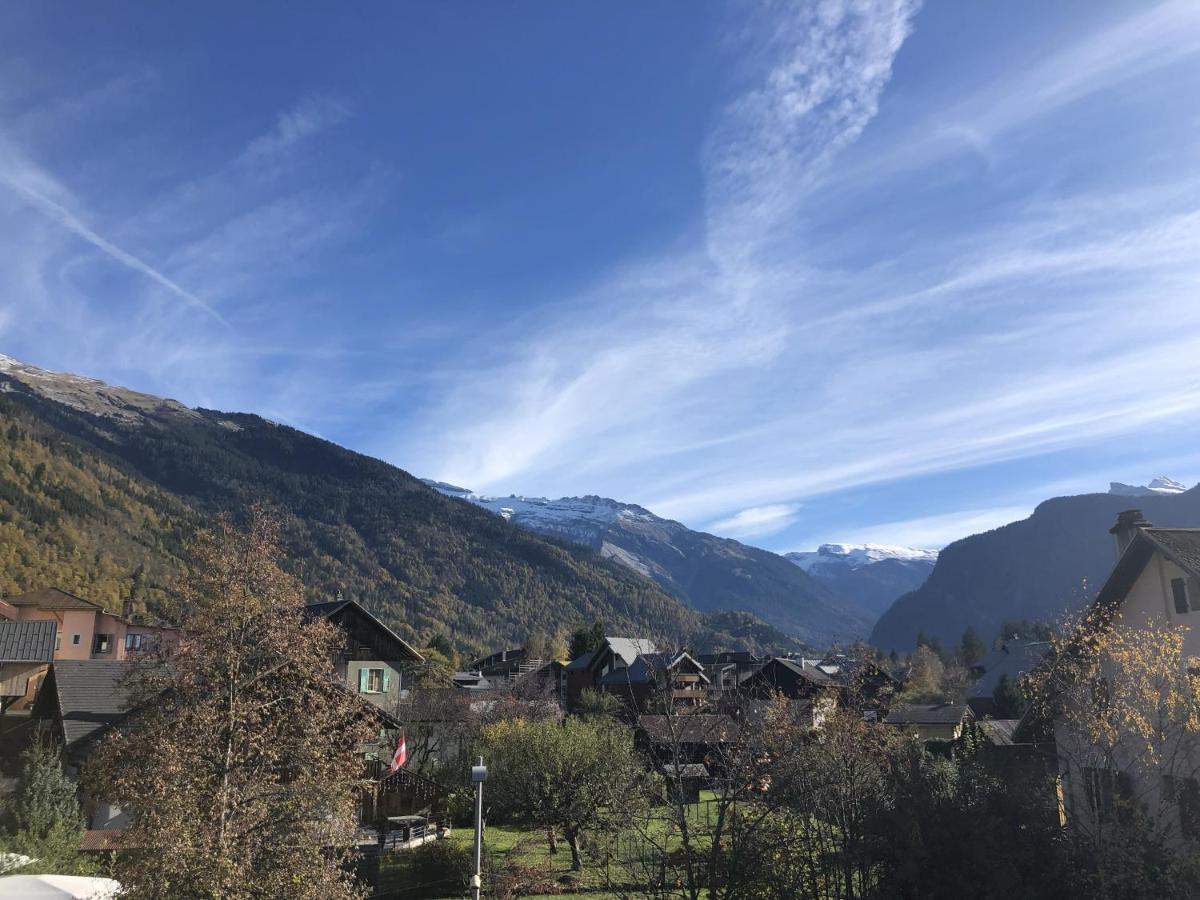 Appartement En Hyper Centre De Samoens Exterior photo